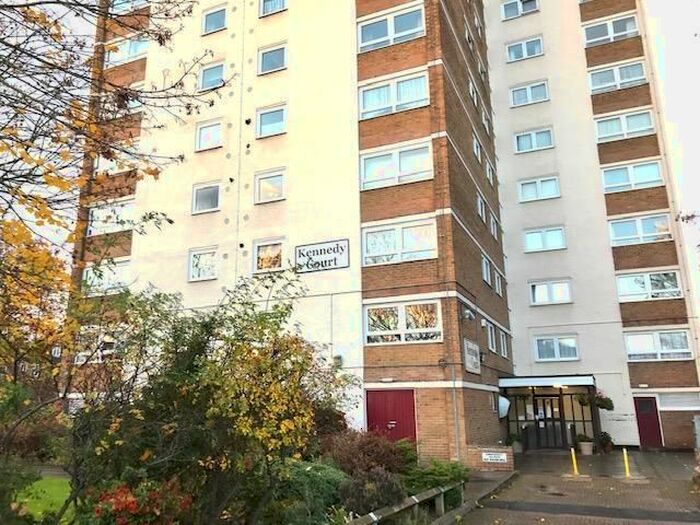 1 Bedroom Flat To Rent In Green Street, Stourbridge DY8