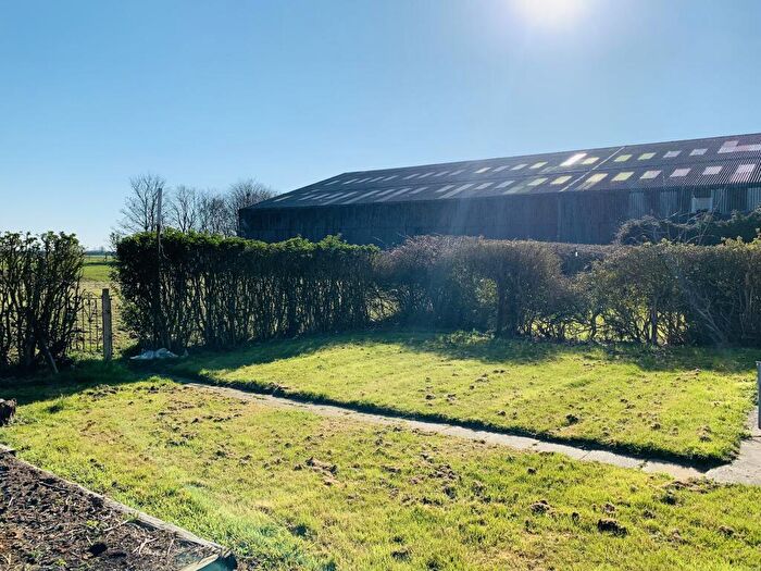 3 Bedroom Semi-Detached House To Rent In Owmby Cliff Cottage, Owmby By Spital, LN8