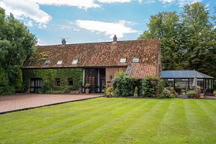 6 Bedroom Barn Conversion For Sale In Ipswich Road, Tasburgh, Norwich, NR15