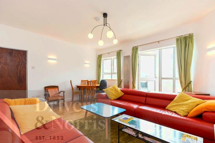 4 Bedroom Apartment To Rent In The Chenies, Pancras Road, Camden, London, NW1
