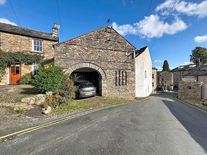 4 Bedroom Property For Sale In Howgill Lane, Sedbergh, LA10