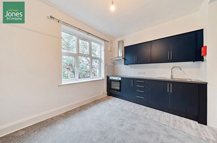 Property To Rent In Shelley Road, Worthing, West Sussex, BN11