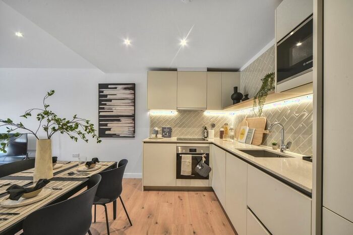 2 Bedroom Flat To Rent In Uncle, Deptford, SE8