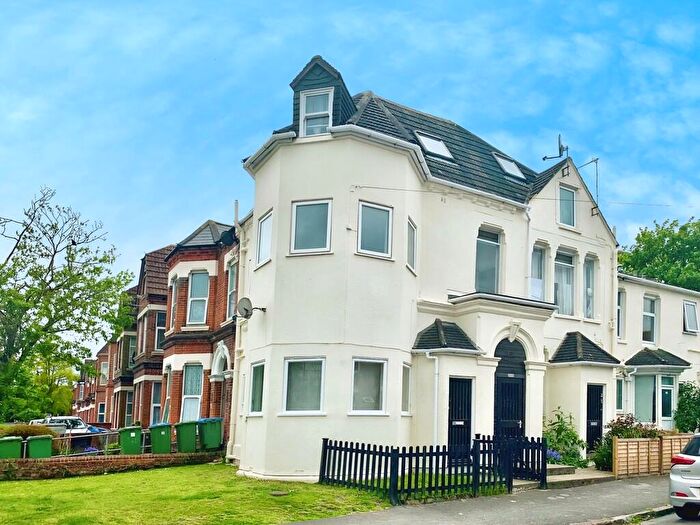 Studio To Rent In Alma Road, Southampton, SO14