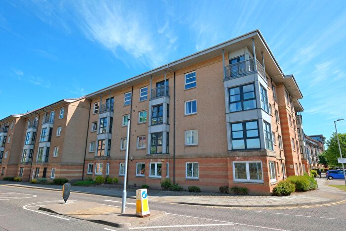 2 Bedroom Flat For Sale In Bannermill Place, The Beach, Aberdeen, AB24