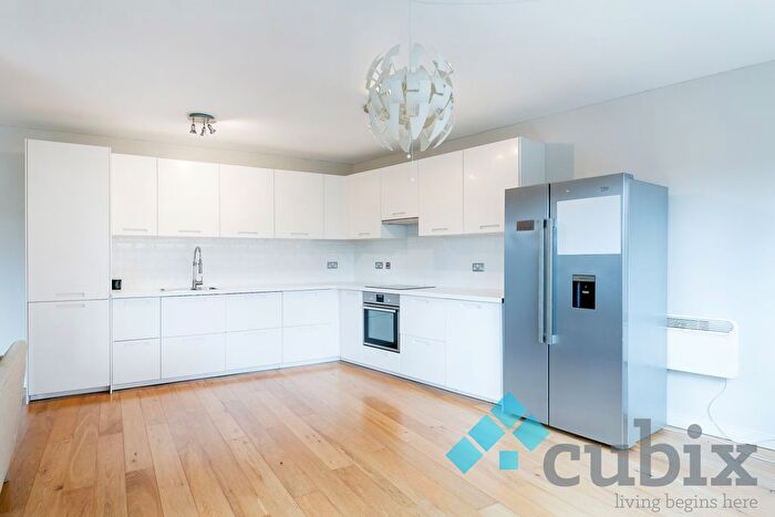 2 Bedroom Flat For Sale In Steedman Street, London, SE17