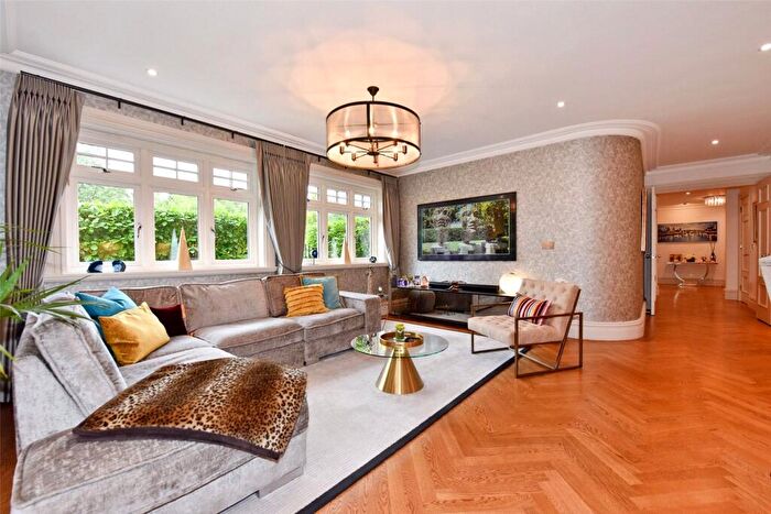 2 Bedroom Apartment To Rent In Winkfield, Windsor, SL4