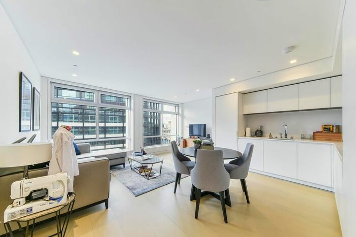 2 Bedroom Flat To Rent In Centre Point, Tottenham Court Road, London, A, W1C