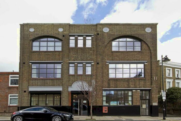 1 Bedroom Flat To Rent In Elmore Street, Islington, N1