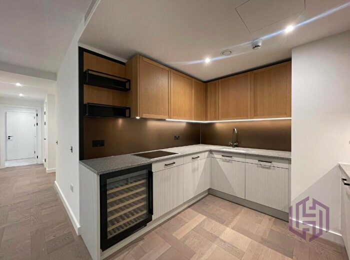 2 Bedroom Apartment For Sale In Merino Gardens, London, E1W