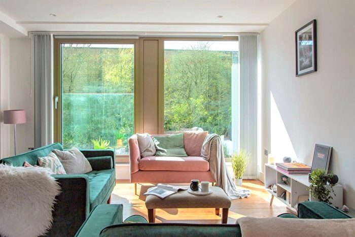 2 Bedroom Flat For Sale In Piccadilly, York, YO1