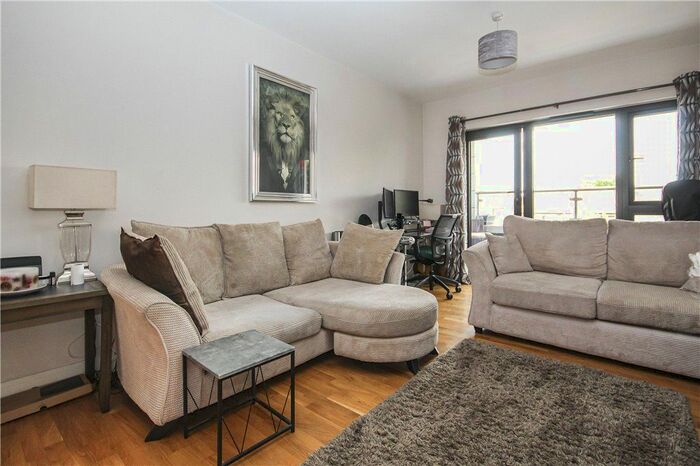 1 Bedroom Flat To Rent In Staines Road West, Sunbury-On-Thames, Surrey, TW16