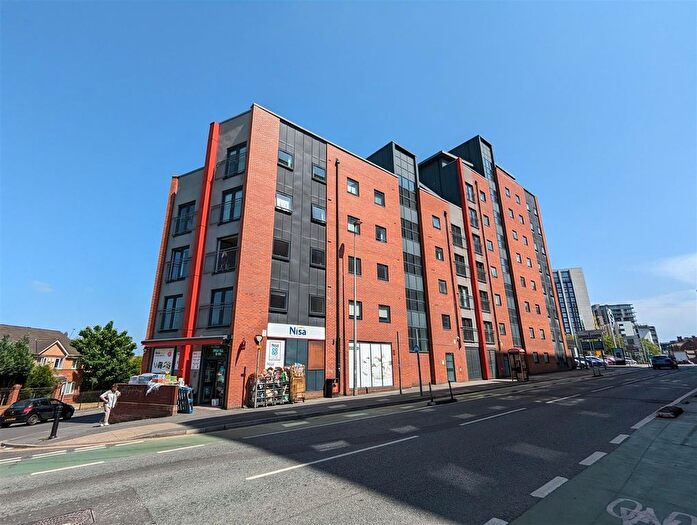 2 Bedroom Flat For Sale In Delta Point, Blackfriars Road, Salford, M3