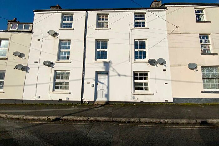 1 Bedroom Flat To Rent In Old Exeter Road, Tavistock, PL19