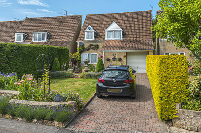 3 Bedroom Detached House For Sale In Sandford Leaze, Avening, Tetbury, GL8