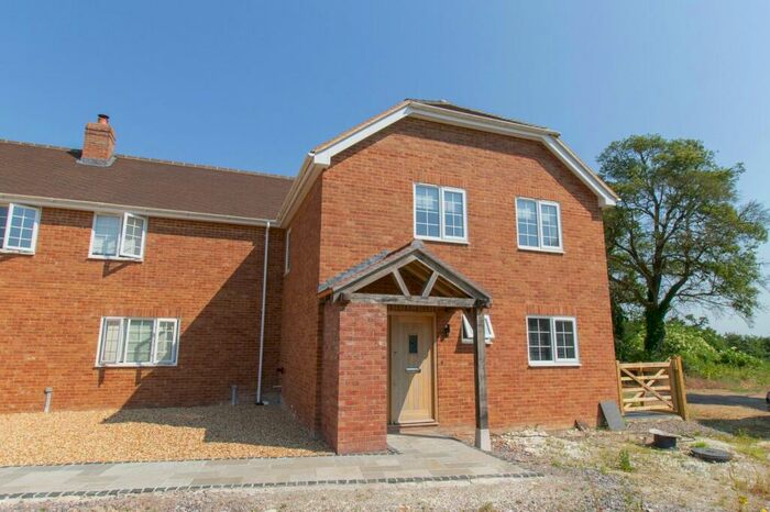 2 Bedroom Semi-Detached House To Rent In Long Lane, Odiham, Hook, RG29