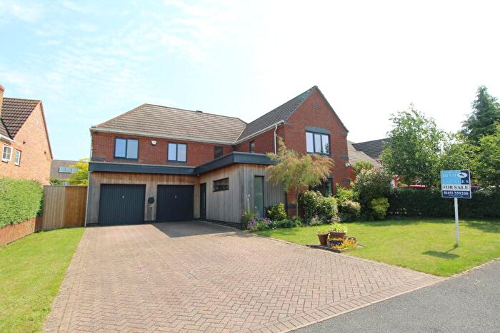 4 Bedroom Detached House For Sale In Burrough Way, Lutterworth, LE17