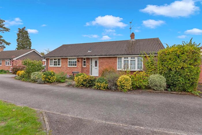 2 Bedroom Detached Bungalow For Sale In The Maltings, Byfleet, KT14