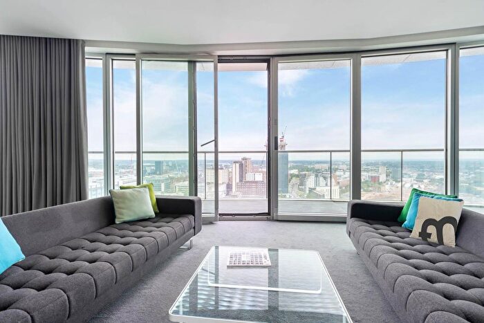 2 Bedroom Flat To Rent In Rotunda, New Street, Birmingham, B2