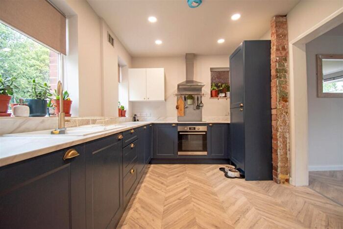 3 Bedroom Terraced House For Sale In Hill Street, Ripley, DE5