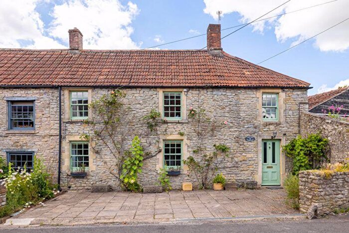 5 Bedroom Character Property For Sale In Characterful Period Property In Evercreech With Large Garden, BA4