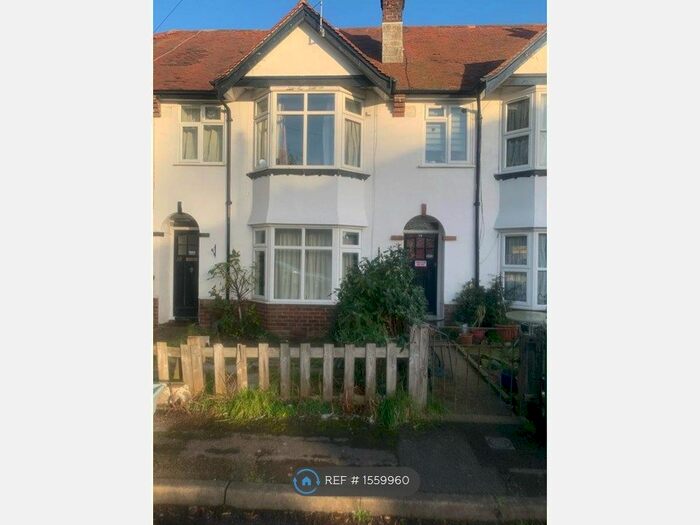 3 Bedroom Terraced House To Rent In Priory Close, Southampton, SO17