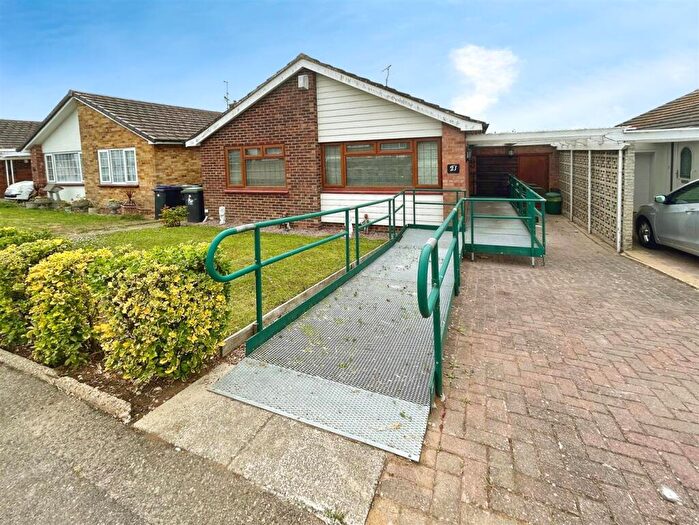 2 Bedroom Detached Bungalow For Sale In Windmill Road, Herne Bay, CT6
