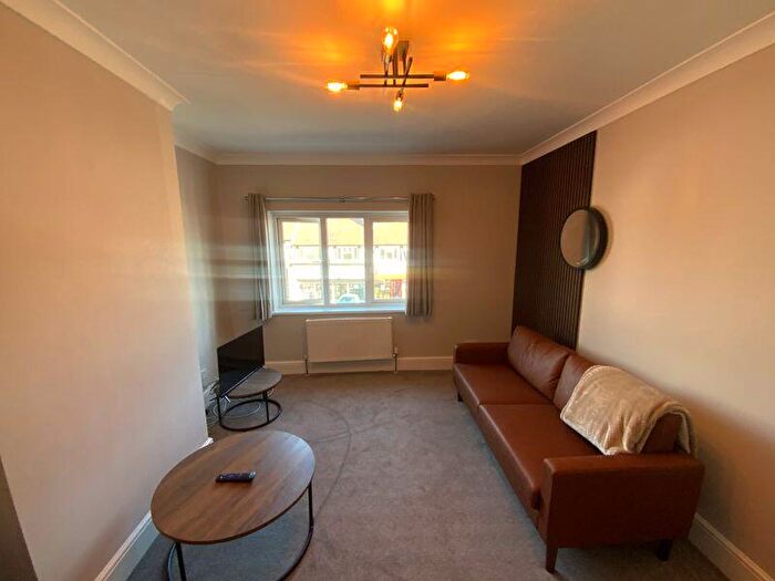 1 Bedroom Flat To Rent In Barnehurst Road, Bexleyheath, DA7