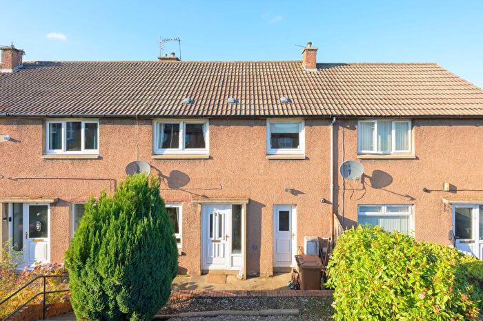 3 Bedroom Terraced House For Sale In Iona Road, Dunfermline, KY11