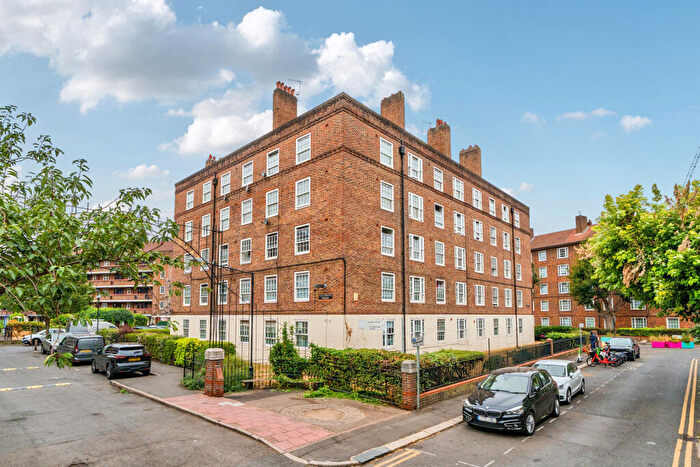 2 Bedroom Apartment For Sale In Kennington Oval, London, SE11