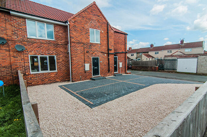 1 Bedroom Flat To Rent In Holmes Carr Crescent, Rossington, Doncaster, DN11