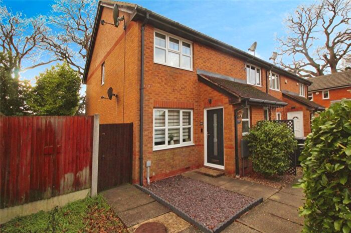 2 Bedroom End Of Terrace House For Sale In Laureate Way, Hemel Hempstead, Hertfordshire, HP1