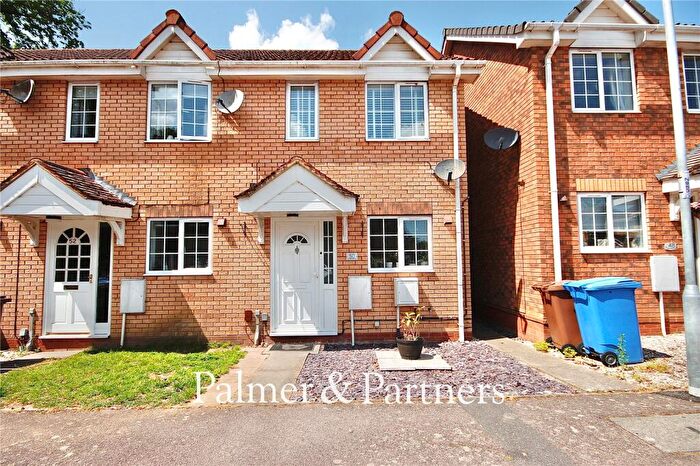 2 Bedroom End Of Terrace House For Sale In Monmouth Close, Ipswich, Suffolk, IP2