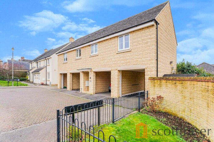 2 Bedroom Flat To Rent In Park View Court, Witney OX28