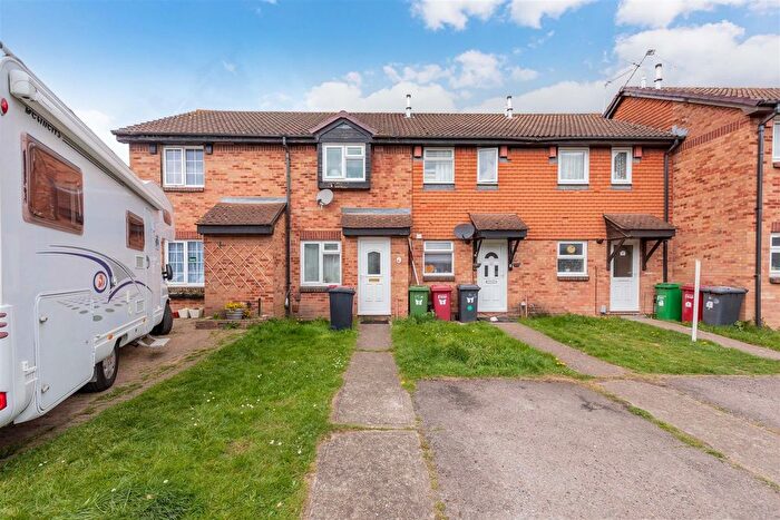 2 Bedroom Terraced House For Sale In Boulters Close, Slough, SL1