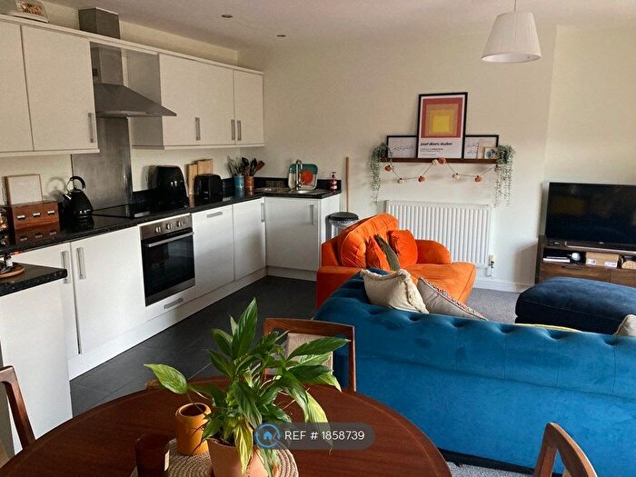 1 Bedroom Flat To Rent In Elm House, Liverpool, L22