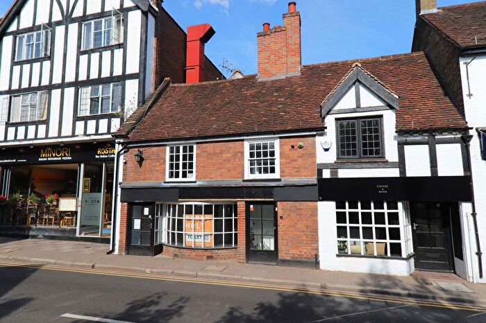 1 Bedroom Flat To Rent In Church Street, Rickmansworth, WD3