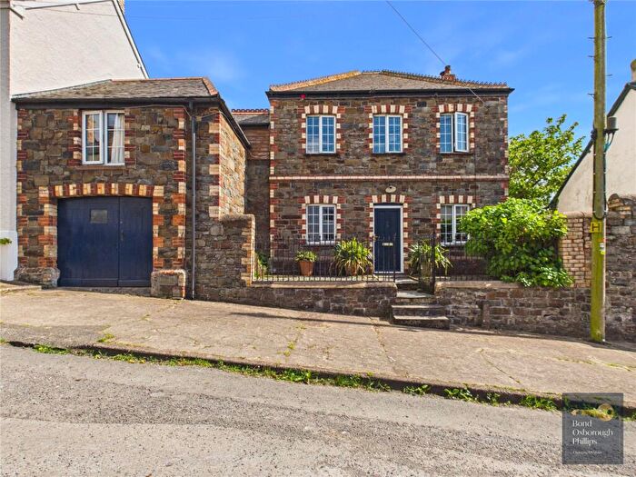 4 Bedroom Semi-Detached House For Sale In Mill Street, Torrington, Devon, EX38