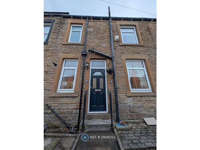 1 Bedroom Terraced House To Rent In Springfield Road, Leeds, LS27