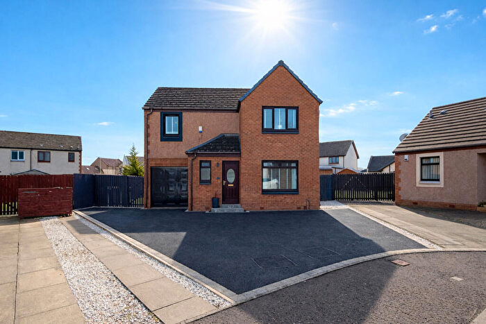 4 Bedroom Detached House For Sale In Hendrie Place, East Wemyss, KY1