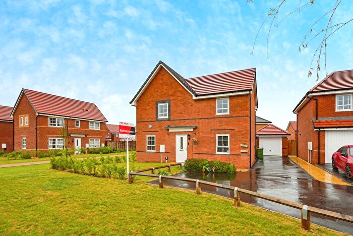 4 Bedroom Detached House For Sale In Hedley Close, Tamworth, Staffordshire, B78