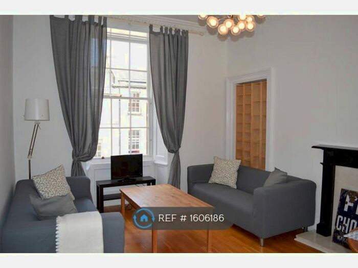 2 Bedroom Flat To Rent In Lord Russell Place, Edinburgh, EH9