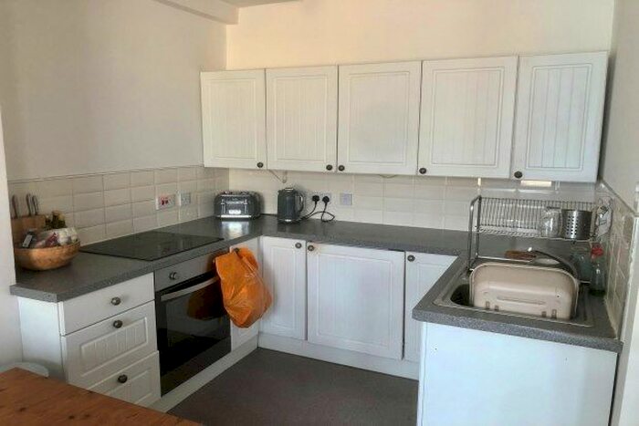 1 Bedroom Flat To Rent In Stapleton Road, Bristol, BS5