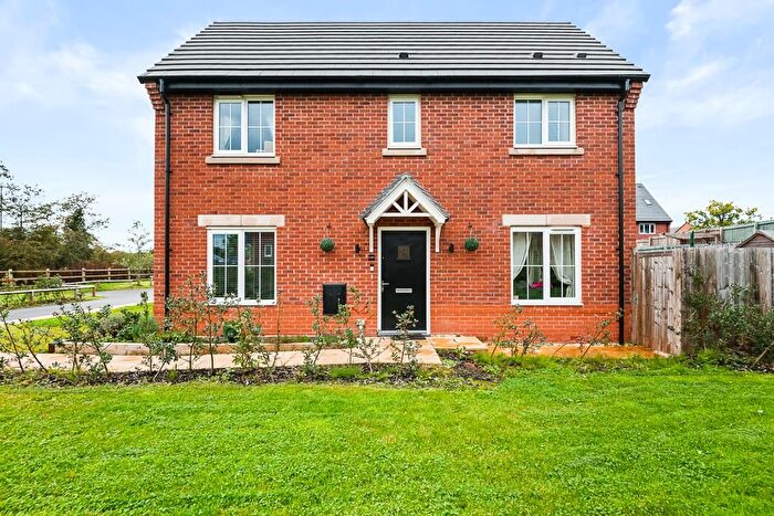 3 Bedroom Semi-Detached House For Sale In Cookes Crescent, Winsford, CW7