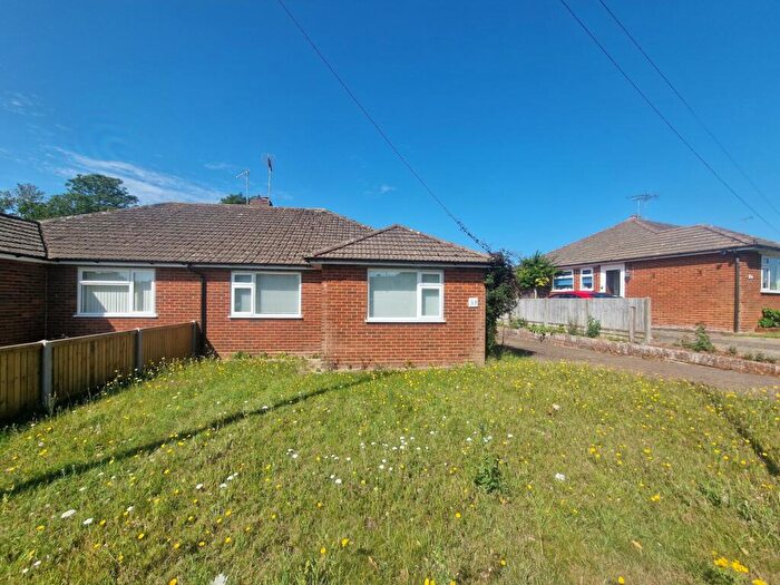 2 Bedroom Bungalow To Rent In Church Street, Walmer, CT14