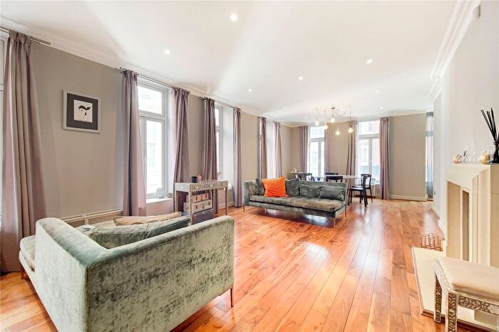 2 Bedroom Flat To Rent In Maddox Street, Mayfair, London, W1S