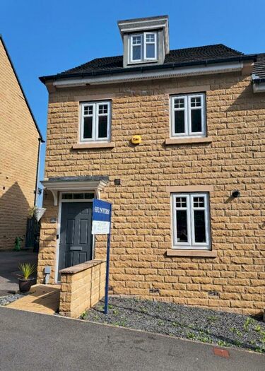 3 Bedroom Semi-Detached House To Rent In Fountainhead Road, Halifax, HX2