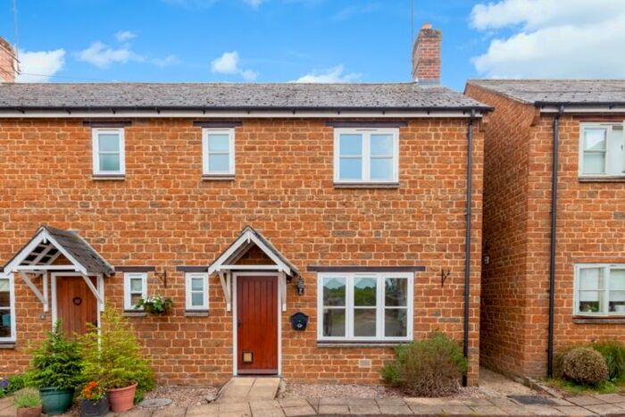 3 Bedroom Semi-Detached House To Rent In The Rock, Barford St. Michael, Banbury, OX15