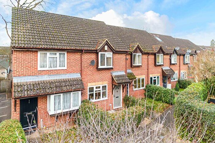 2 Bedroom Terraced House For Sale In Monks Crescent, Addlestone, KT15