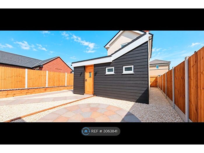 2 Bedroom Detached House To Rent In Magdalen St, Colchester, CO1
